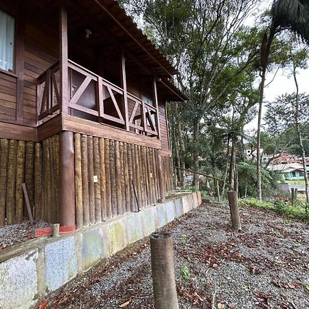 Chale Ipe Branco Hotel Pedra Azul  Exterior photo