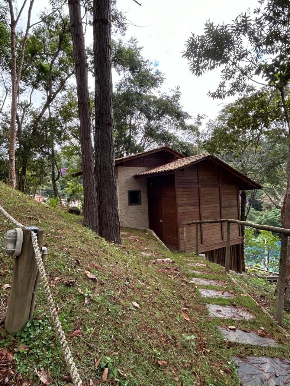 Chale Ipe Branco Hotel Pedra Azul  Exterior photo