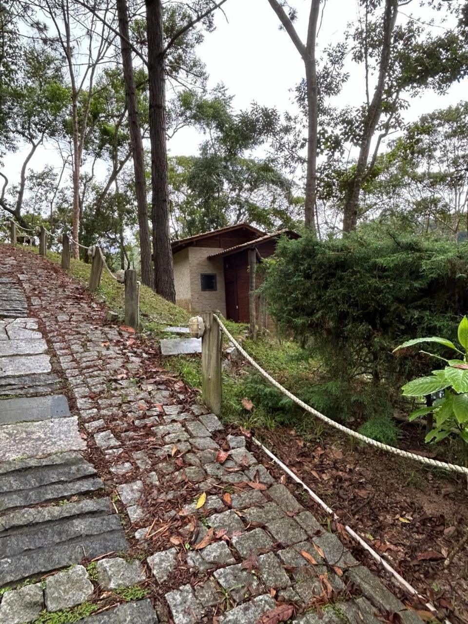 Chale Ipe Branco Hotel Pedra Azul  Exterior photo